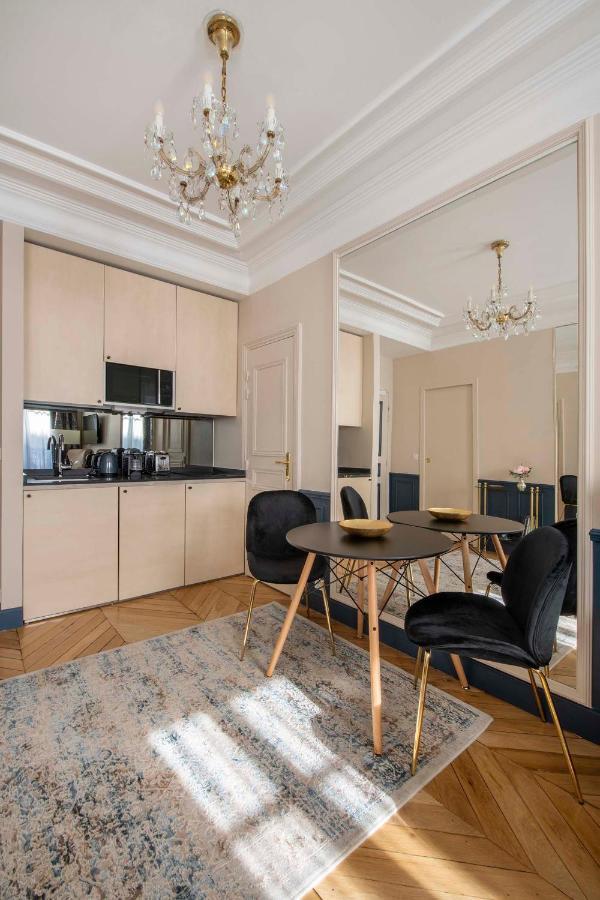 Le Beau Marais - Luxury Apartments, Air Cond, Lift Paris Exteriör bild