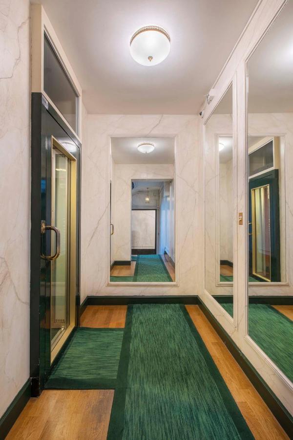 Le Beau Marais - Luxury Apartments, Air Cond, Lift Paris Exteriör bild